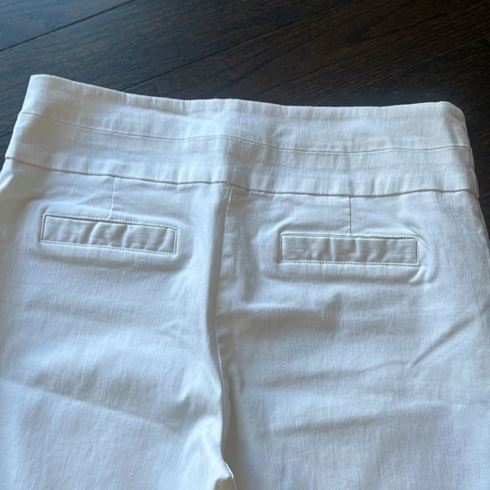 Very comfortable to wear, casual white summer pants. - Picture 13 of 16